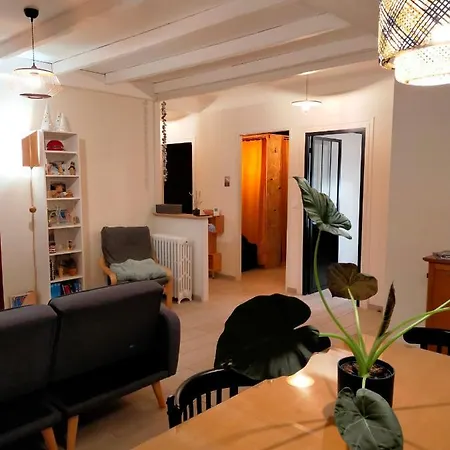 بيت للعطل Jolie Maison, 3 Chambres *